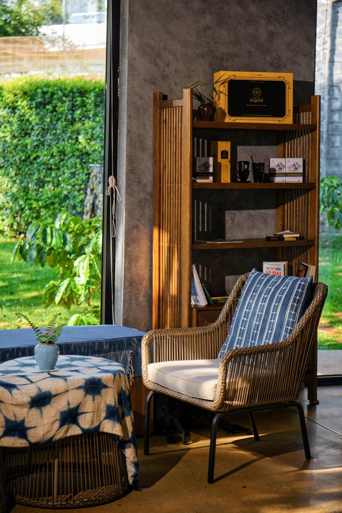 The Coffee - Healing & Retreats